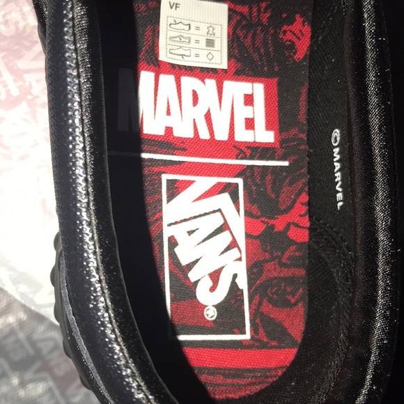 >Ⓜ️+MARVEL CLASSIC SLIP-ON BLACK WIDOW UNISEX😍RUGGED OUTLINER. BRAND NEW VANS - Picture 6 of 15